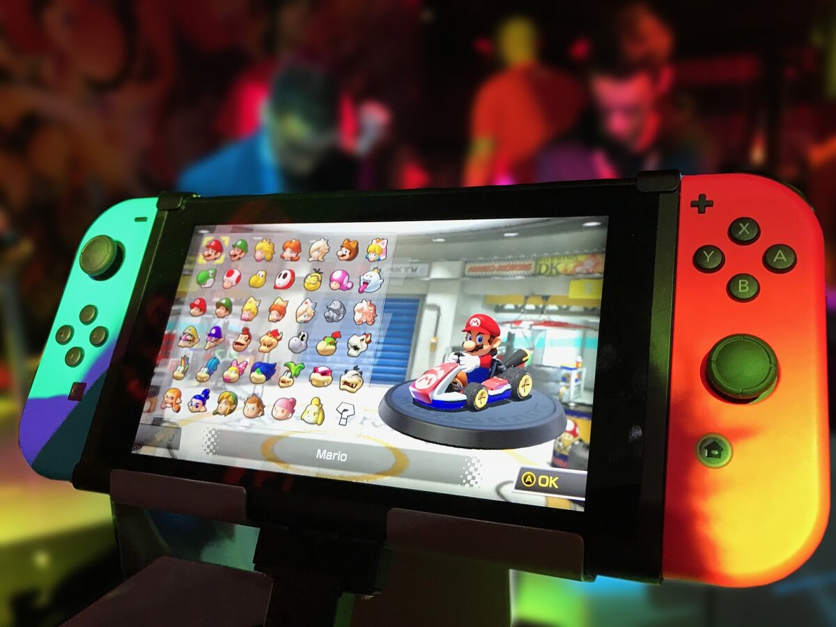 Nintendo Switch — современная приставка, но на ней можно играть и в олдскульные вещи, такие как Mario и Doom. Фото: pixabay.com