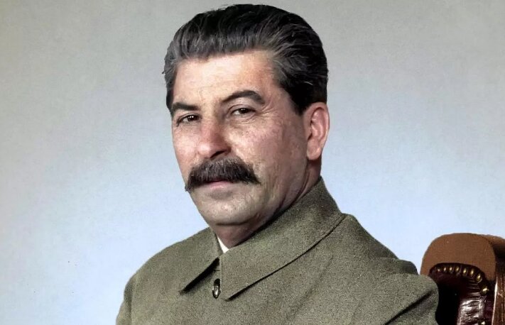 Сталин Иосиф Виссарионович (картинка из https://yandex.ru/images)