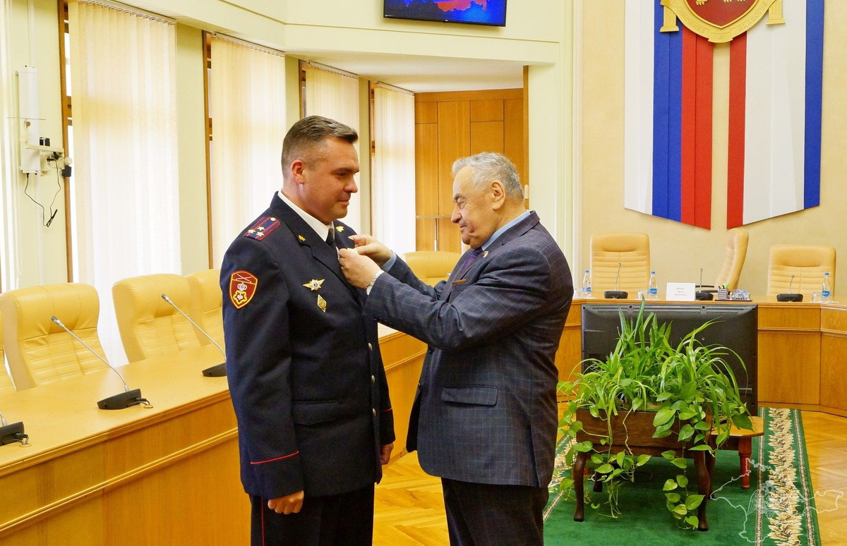 В КРЫМУ ПРОШЛИ МЕРОПРИЯТИЯ, ПОСВЯЩЁННЫЕ ДНЮ РОССИИ | Главное управление  Росгвардии по Республике Крым и Севастополю | Дзен