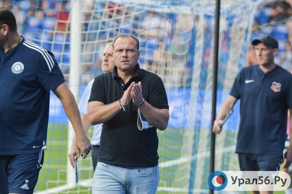    Главный тренер ФК «Оренбург» Марцел Личка после матча с «Химки» раскритиковал действия своей команды
