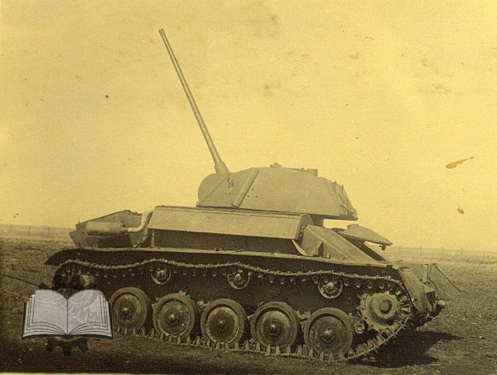 Т-80 с 45-мм пушкой ВТ-43 на повторных испытаниях, 1944 год.