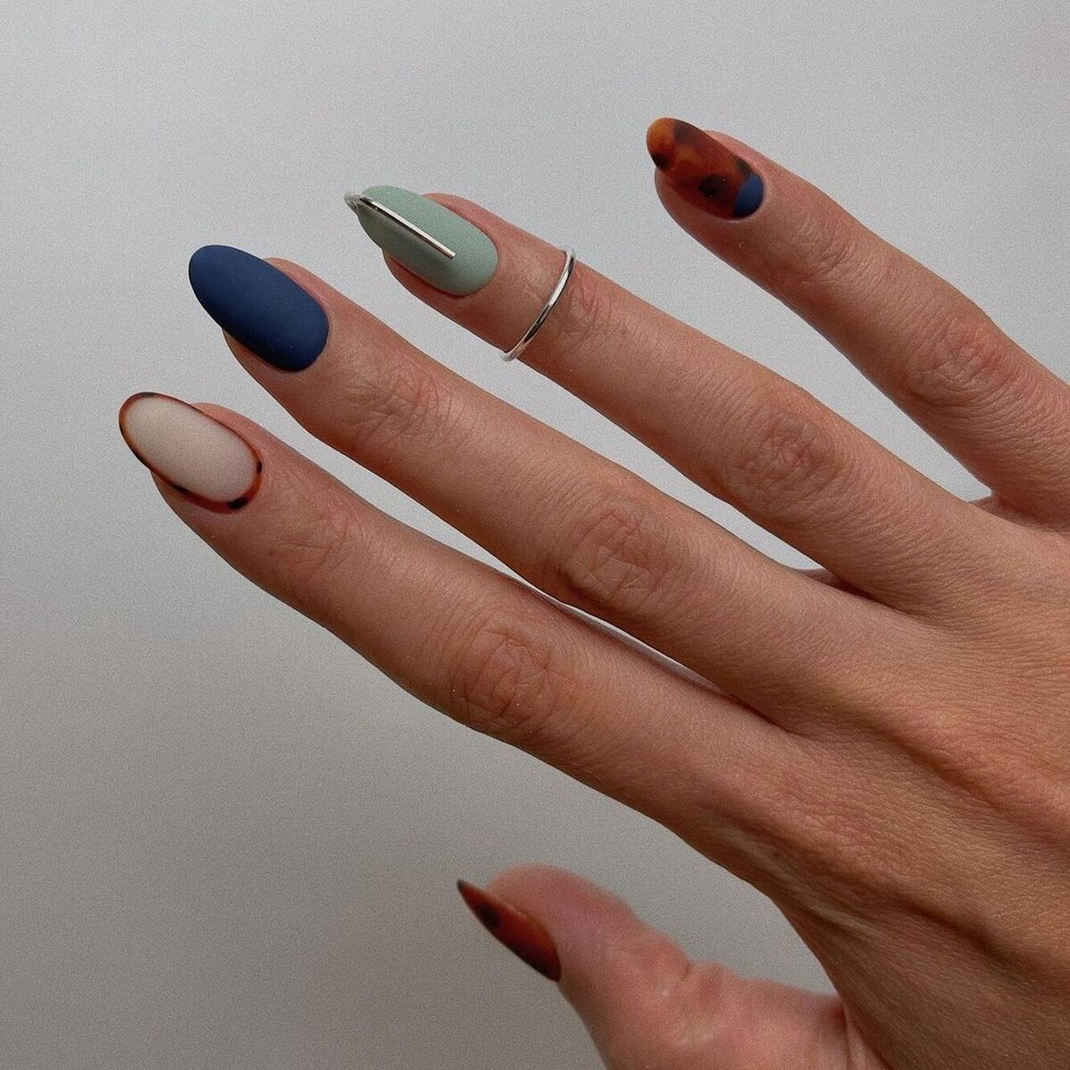   @solovey_nail_art