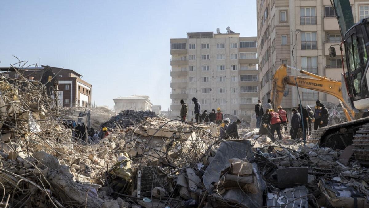    Последствия землетрясения в Турции:Anadolu Agency / Contributor / Getty Images