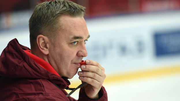    Валерий Белов.Владимир Беззубов photo.khl.ru