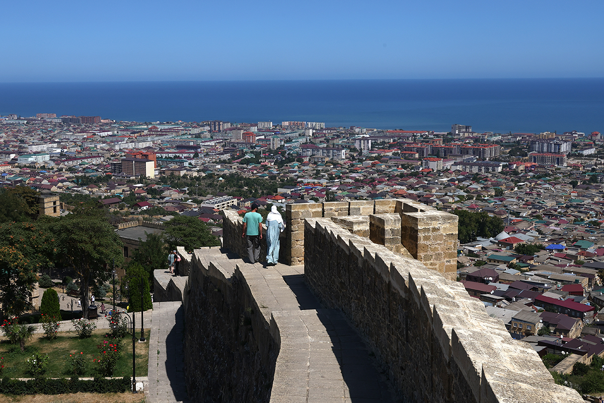 Республика дагестан город дербент. Южный дербент. Дербент 2022. Дербент виды. Дербентская крепость дербент.