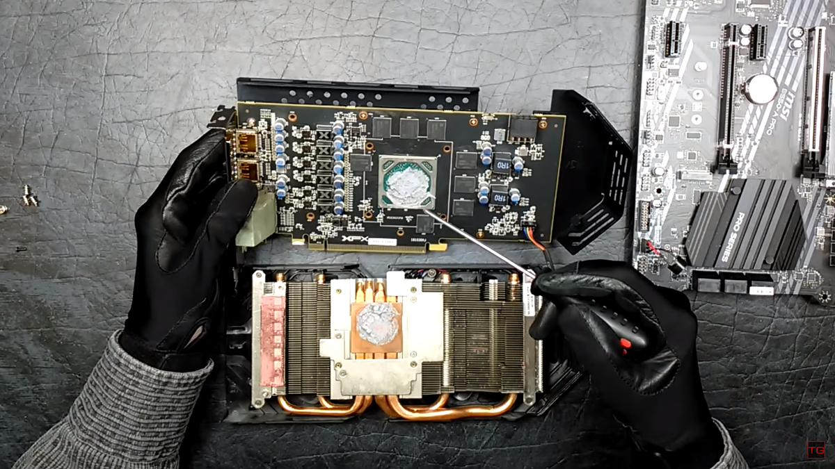 Rx 580 gigabyte размер термопрокладок. Rx 580 gigabyte размер термопрокладок. Предохранитель на видеокарте. Rx 580 сгорела. Толщина термопрокладки для видеокарты 1060.