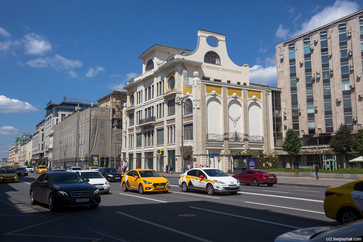 Одно из последних передвинутых зданий Москвы - дом издателя Сытина на  Тверской | Уникальная Россия | Дзен