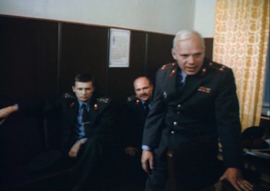 Кадр из х/ф. "Игра всерьез" 1992 г.