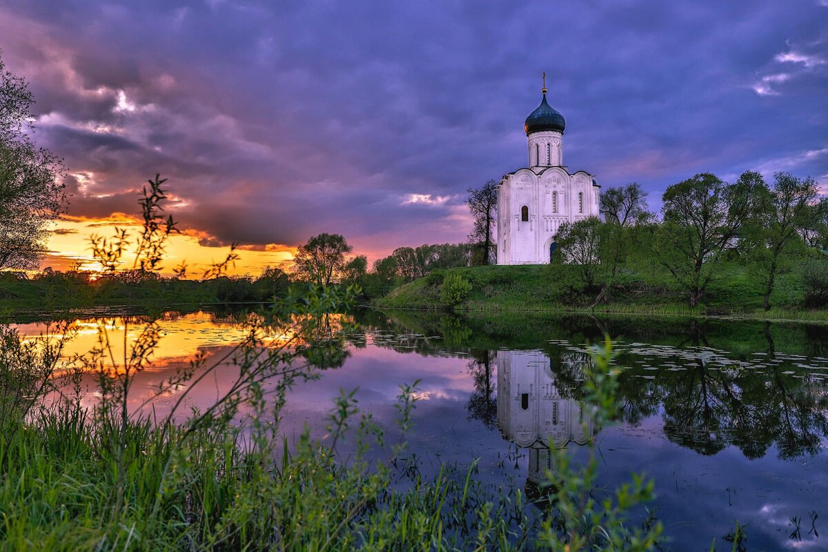 Православный храм на Нерли