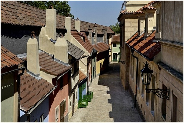 Злата уличка