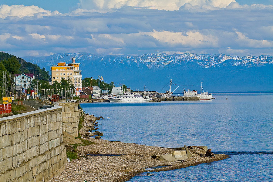Вид на Листвянку