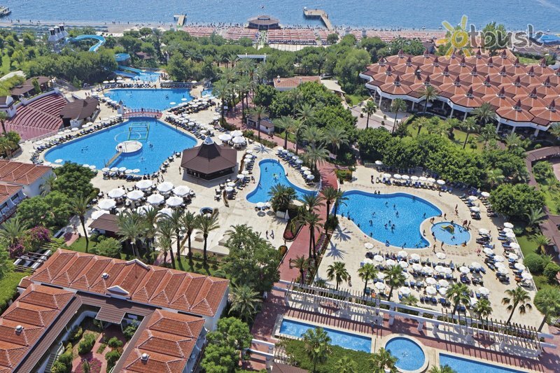 Территория отеля Pgs Kiris Resort