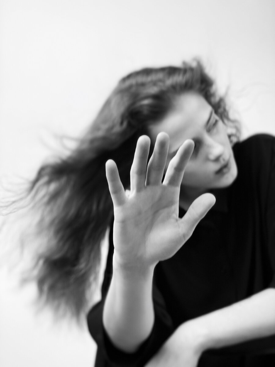 Фотограф эмоциональных портретов Марина Маркова. Развитие эмоционального интеллекта через мобильную съёмку