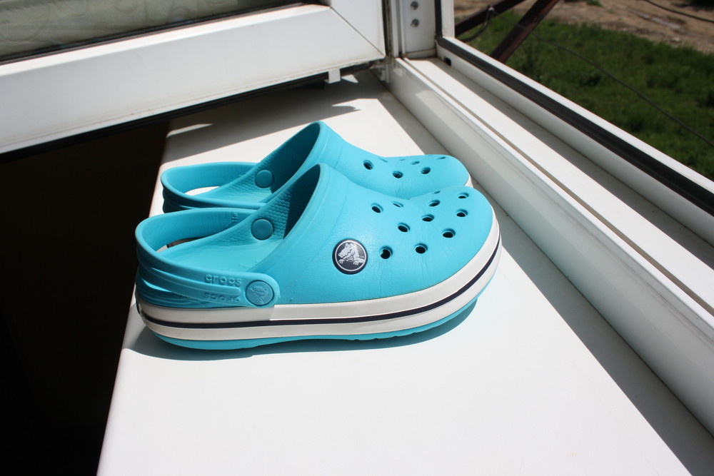 Crocs