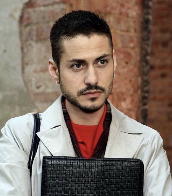 Первое изменение. Ну тут, мне кажется, трудно не узнать. Это...