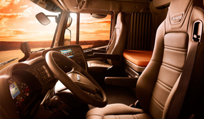 Кабина грузового автомобиля общий план