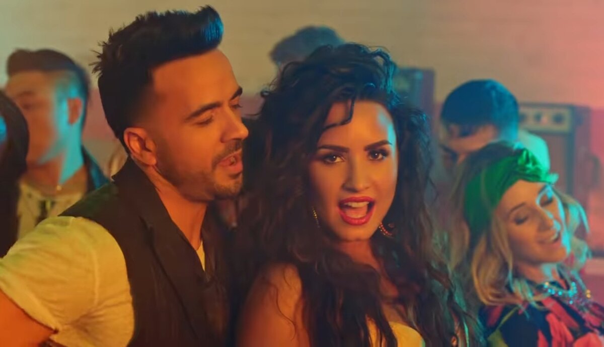 Demi Lovato & Luis Fonsi - Échame La Culpa