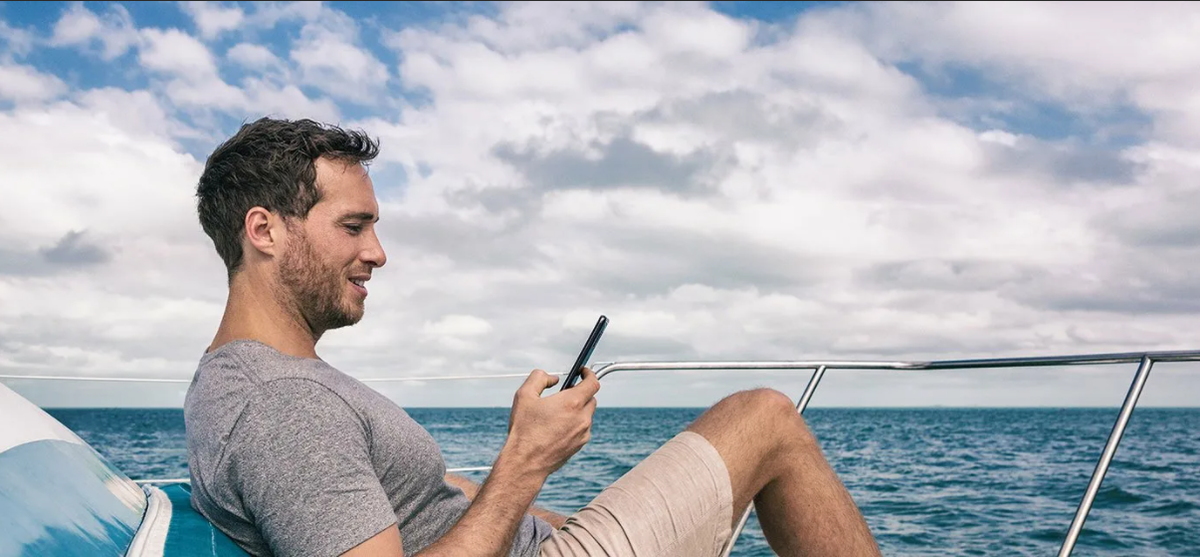 Можно ли позвонить с сотового телефона из открытого моря далеко от берега?