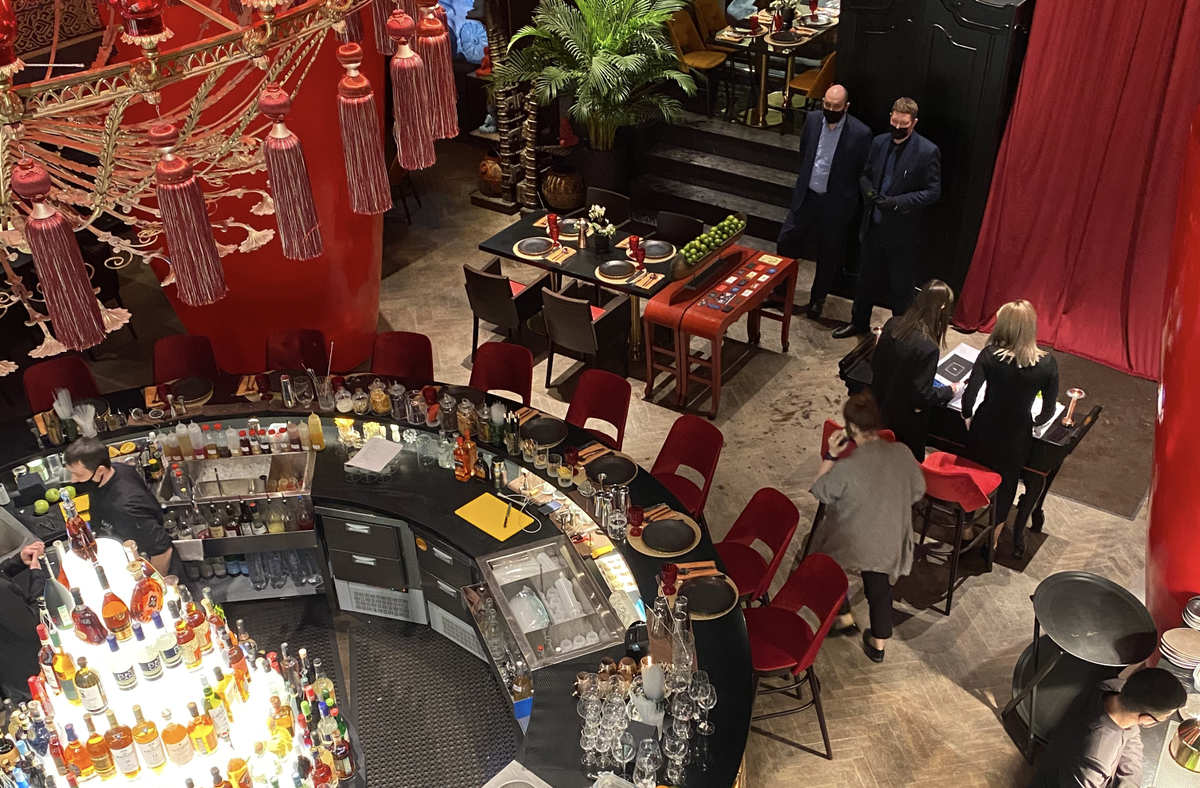 ресторан Black Thai