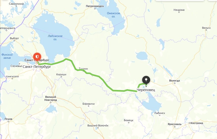 Казалось бы, из Питера шоссе выходит в сторону Вологды. Но потом вдоль Ладожского озера плавно закругляется на север, а к Вологде с него приходится сворачивать.