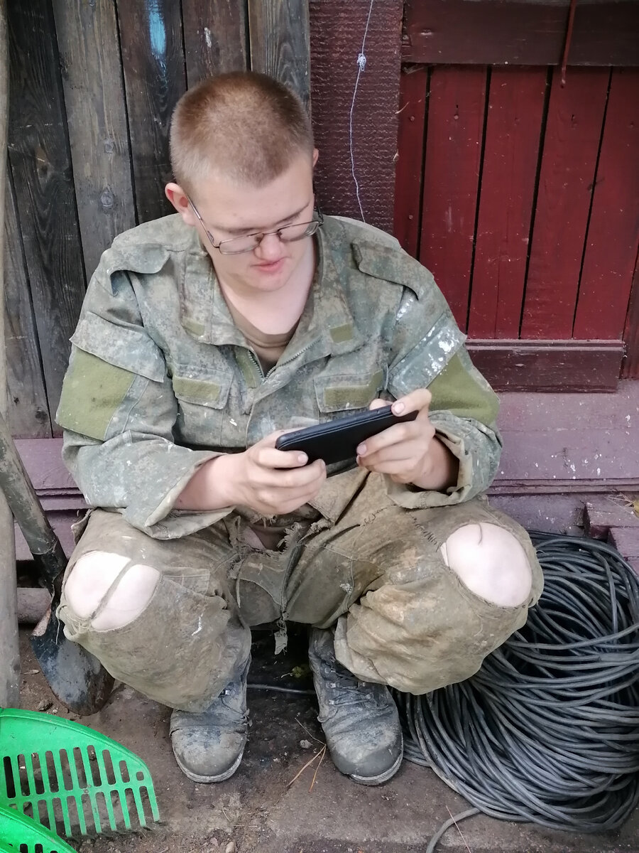 На данном фото видны все жертвы на которые он пошёл. 