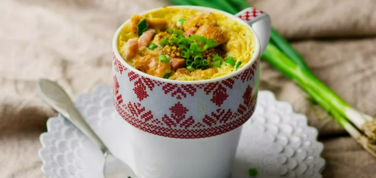 Омлет в микроволновке в чашке