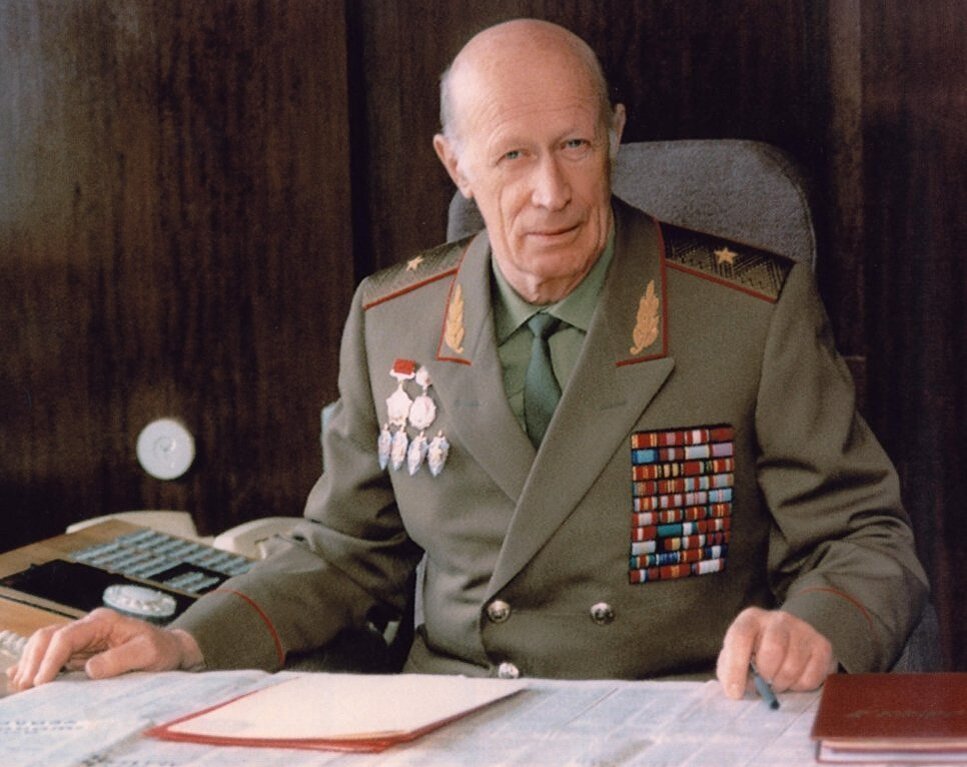 Юрий Иванович Дроздо́в (19 сентября 1925, Минск — 21 июня 2017, Москва) — советский разведчик. Заместитель начальника Первого Главного управления КГБ СССР — начальник Управления нелегальной разведки Первого Главного управления КГБ СССР (1979—1991), генерал-майор.