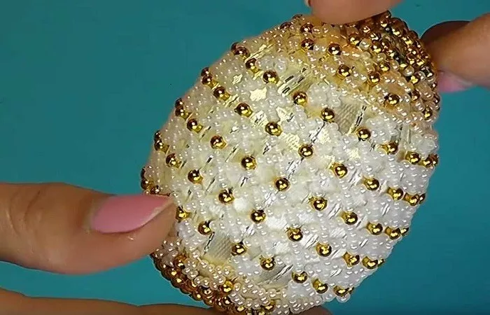 ИСТОЧНИК: https://kopilpremudrosti.ru/pashalnye-yajcza-iz-bisera.html
    Все материалы, которые размещены на канале, найдены в сети, в свободном доступе. 
Уважаемые авторы, если Ваши права нарушаются, убедительная просьба  
сообщить мне об этом.


