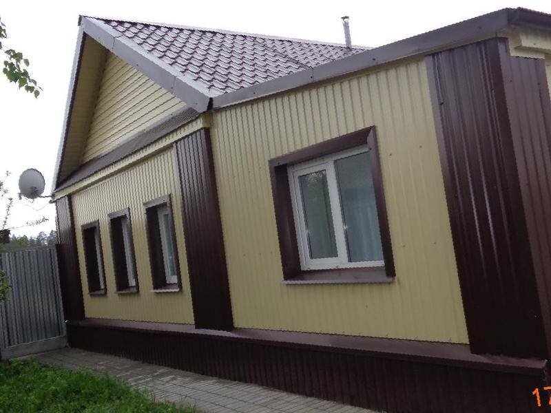 Дом профлистом варианты Доска против листового шифера, винилового сайдинга, профлиста и ОСП. Чем дешевле
