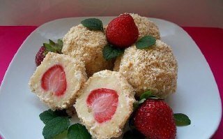  Домашние фитнес-конфеты с клубникой 