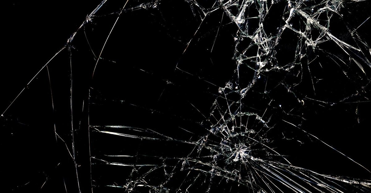 Как предотвратить трещины на стекле авто