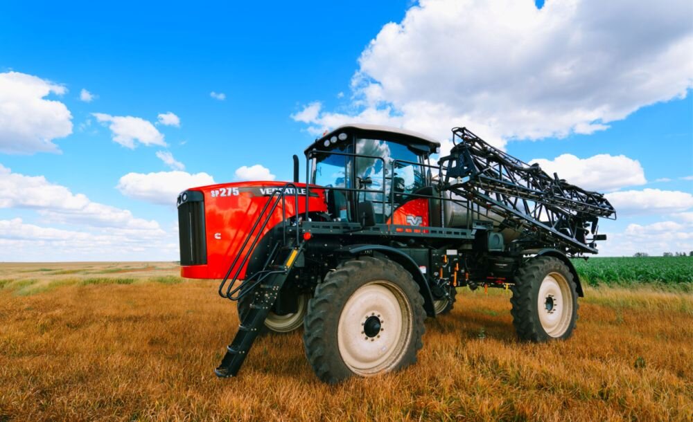 Самоходный опрыскиватель "Ростсельмаша"