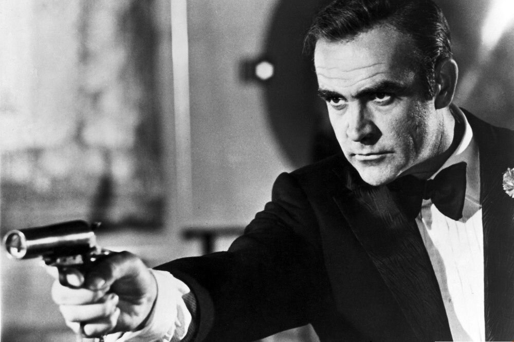 Джеймс Бонд в исполнении Шона Коннери