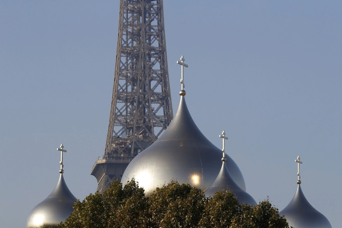 Русские православная Церковь в Париже. Свято Троицкий храм в Париже.
