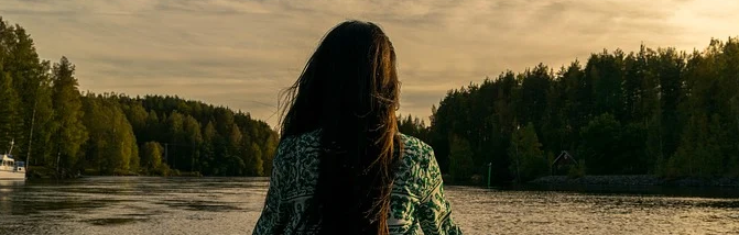 Йога у воды by https://pixabay.com/