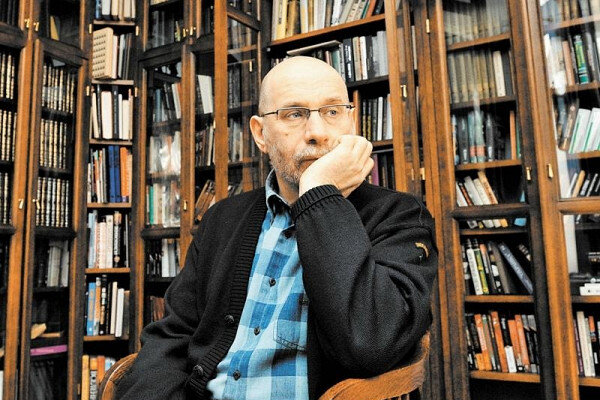 Борис Акунин