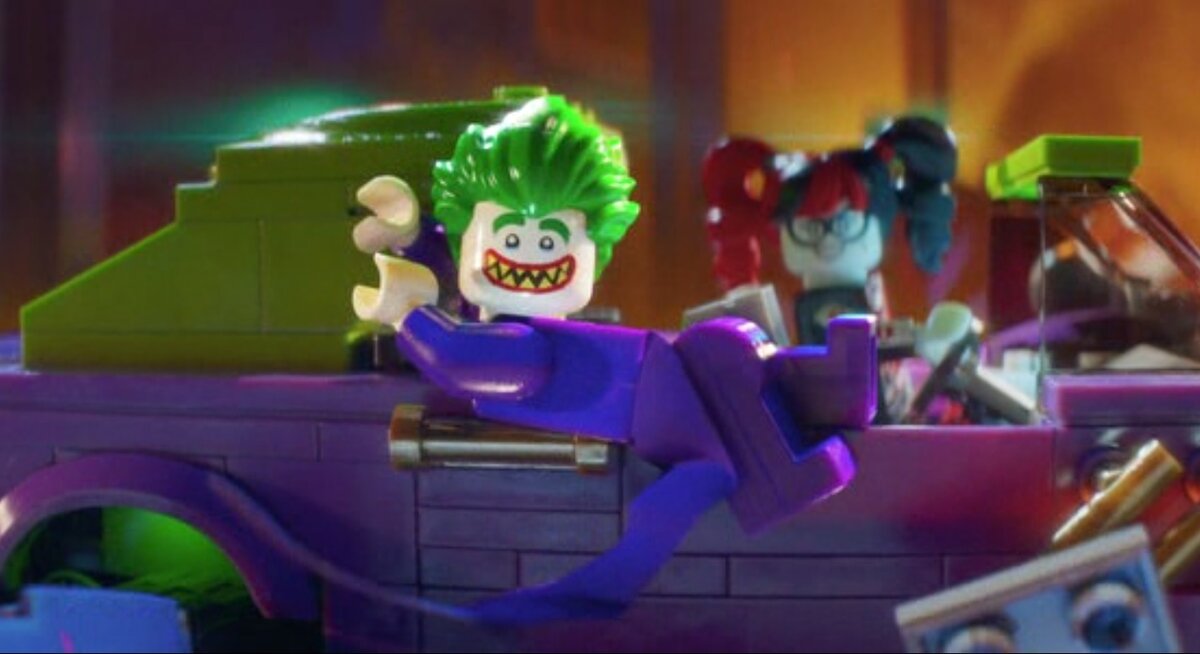 Здесь и далее: кадры из фильма "Лего Фильм: Бэтмен". 