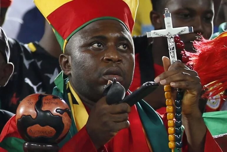 Это - доктор. А вы что подумали?