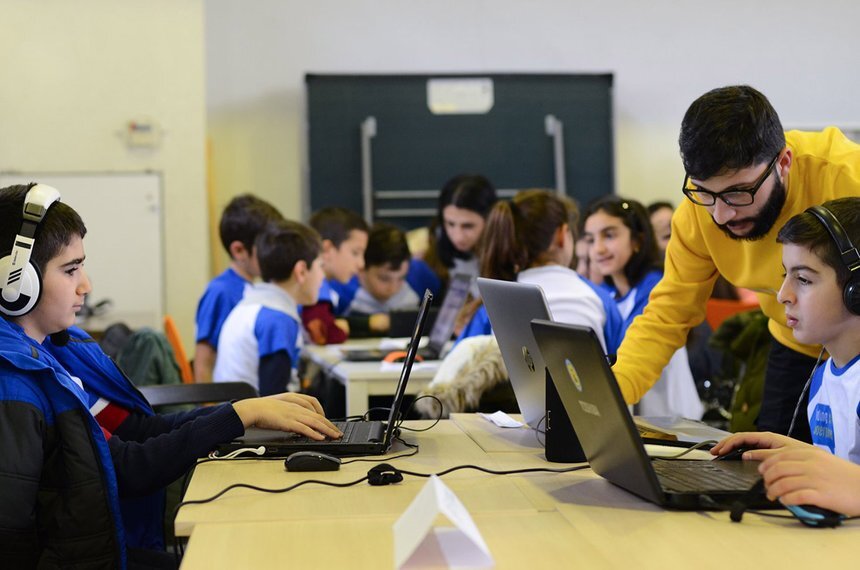 ©«ԱՅԲ» ԴՊՐՈՑ / AYB SCHOOL / FACEBOOK