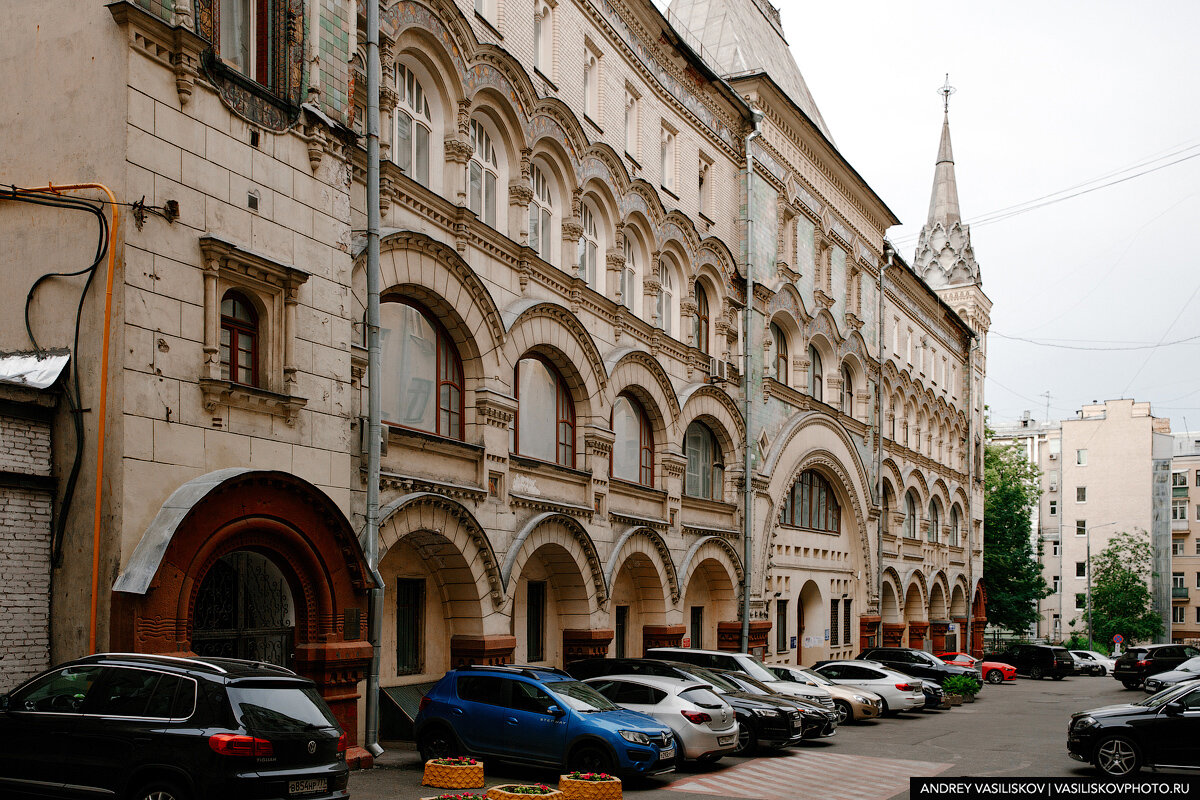 перенос здания москве на тверской