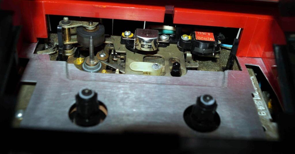 Лентопротяжный механизм