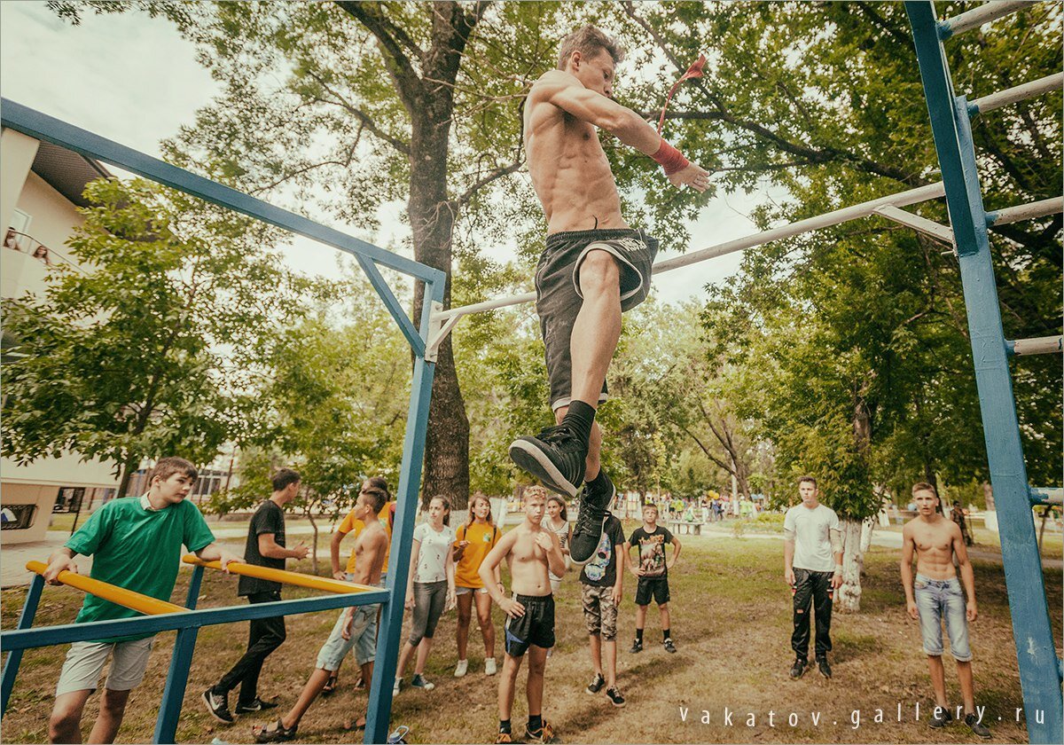 Я на очередных соревнованиях по дворовому виду спорта.