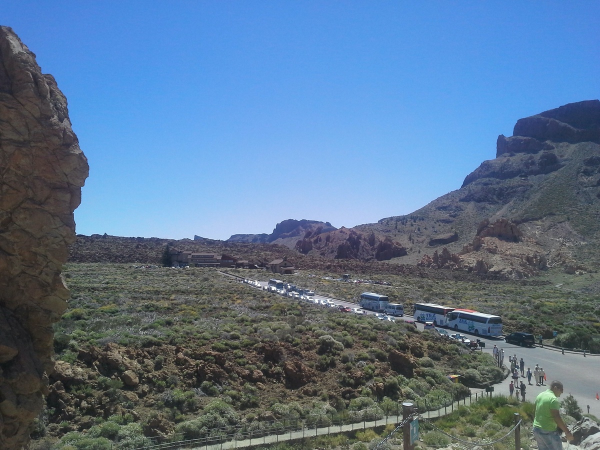 У подножия вулкана