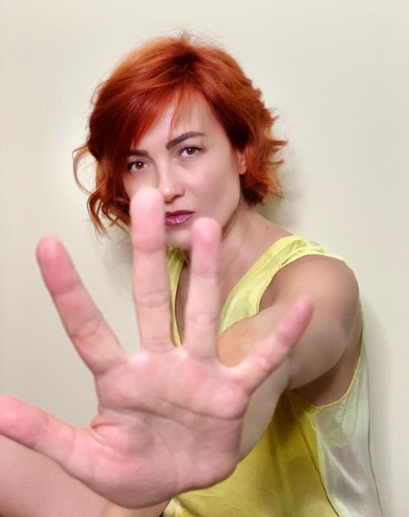 Мой WhatsApp: +7(929) 935-36-85. Это если надумаете, что-то поменять в своей жизни.