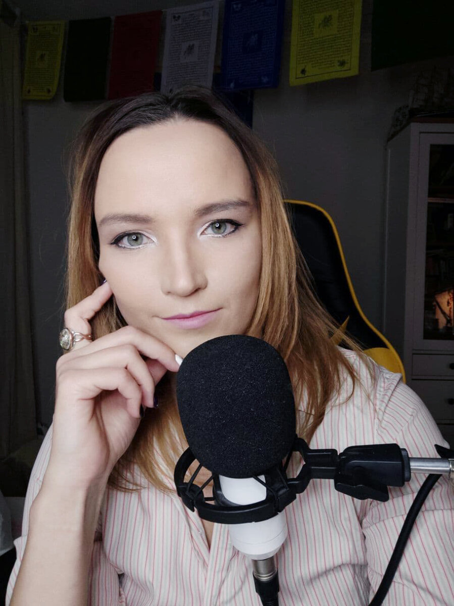 Это я веду уже свой курс. После того как походила по курсам Таро и увидела, что творят их ведущие/владельцы/преподаватели.