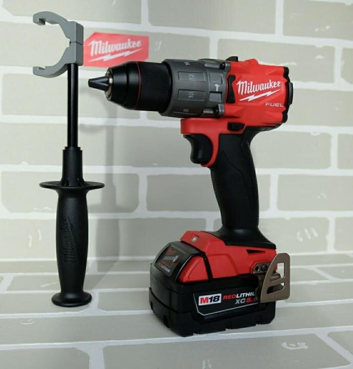 Именно его я себе и купил.