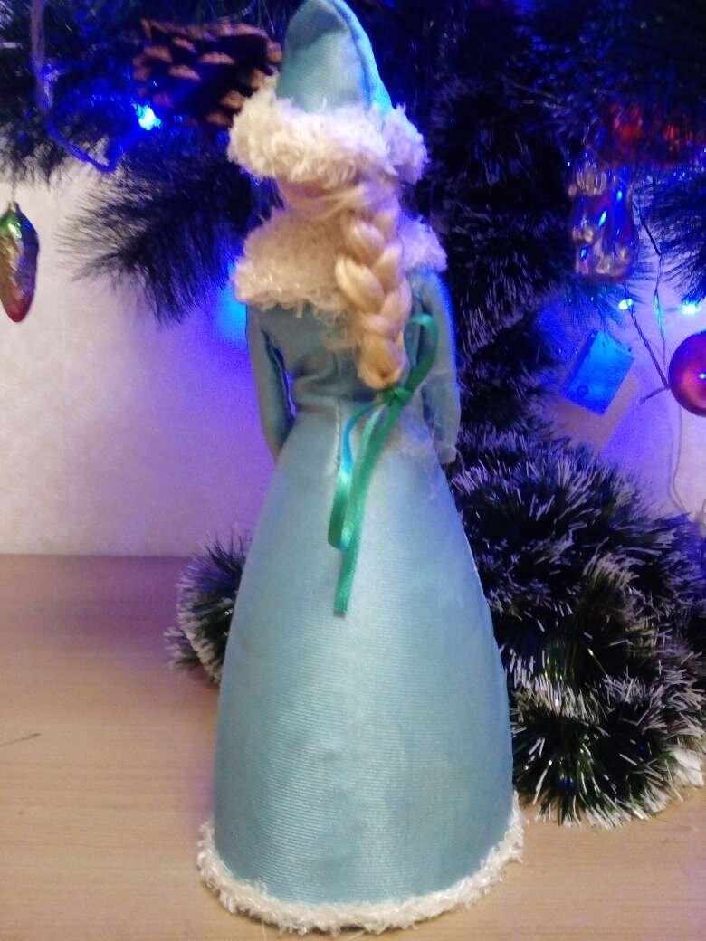 Вид переделки сзади, Снегурочка из Барби