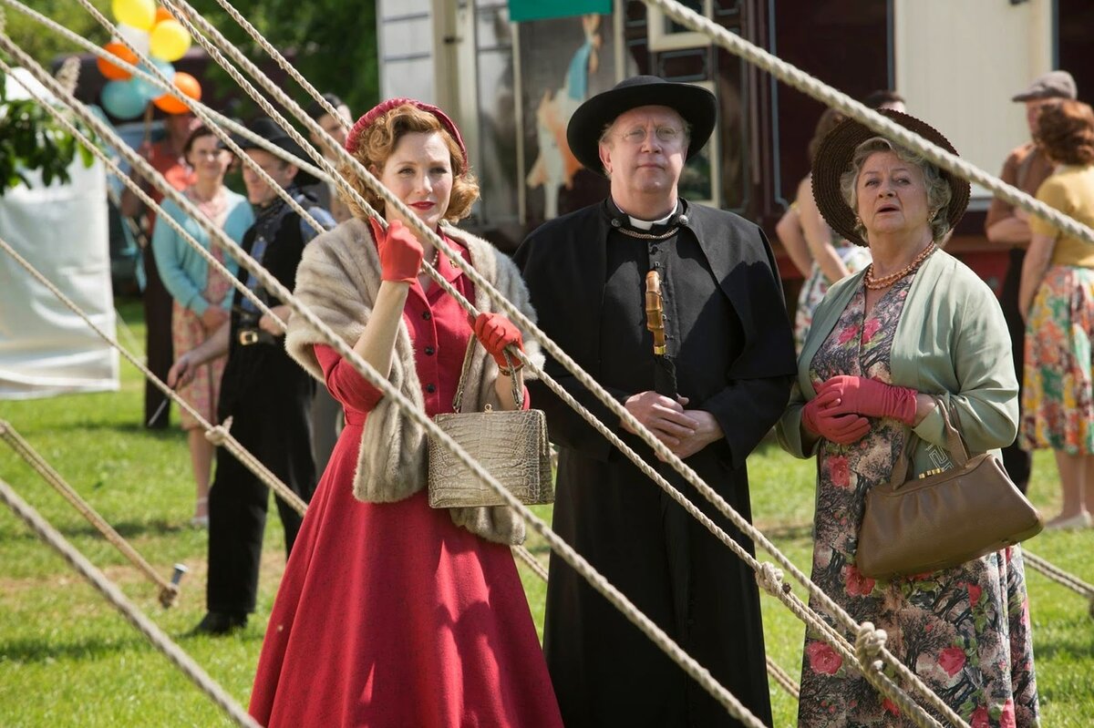 Кадр из телесериала "Отец Браун" Фото: ru.kinorium.com