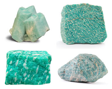 Для амазонита характерно разнообразие оттенков и структур (Фото: https://geology.com/gemstones/amazonite/)