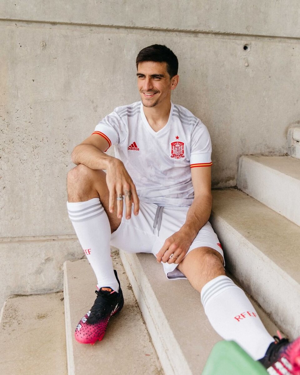 Жерар Морено